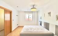 Resale - Apartment -
Torrevieja - Centro