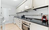 Herverkoop - Apartamento -
Torrevieja - Centro