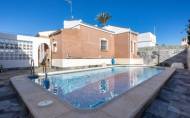 Herverkoop - Villa -
Torrevieja - Costa Blanca
