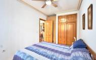 Herverkoop - Apartamento -
Torrevieja - Centro