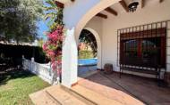 Revente - Villa -
Orihuela Costa - Costa Blanca