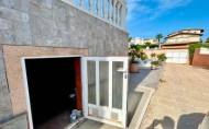 Herverkoop - Villa -
Orihuela - Inland