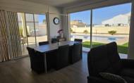 Herverkoop - Villa -
Torrevieja - La Siesta - El Salado - Torreta