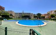 Resale - Bungalow -
Torrevieja - Torreblanca