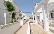 Herverkoop - Bungalow -
Torrevieja - El Acequión - Los Náufragos
