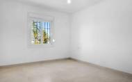 Revente - Apartment -
Marbella - Nueva Andalucia