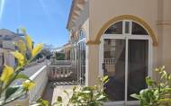 Herverkoop - Town House -
Orihuela Costa - La Florida