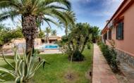 Herverkoop - Villa -
Torrevieja - San Luis