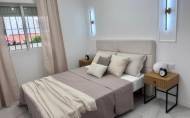 Revente - Apartamento -
Torrevieja - Playa del Cura