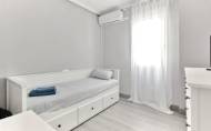 Revente - Apartment -
Torrevieja - Centro