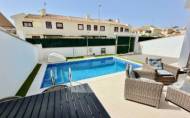 Herverkoop - Villa -
Ciudad Quesada - Costa Blanca