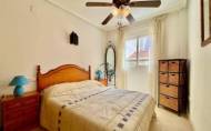 Herverkoop - Apartamento -
Torrevieja - Playa del Cura
