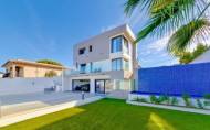 Resale - Villa -
Torrevieja - Costa Blanca