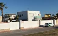 Herverkoop - Villa -
Torrevieja - La Siesta - El Salado - Torreta