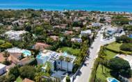 Herverkoop - Villa -
Marbella - East Marbella