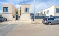 Resale - Villa -
Torrevieja - Punta Prima