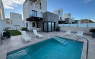 Revente - Villa -
Torrevieja - Los Balcones