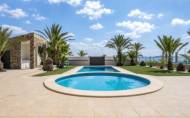 Herverkoop - Villa -
EL Carmoli Los Urrutias