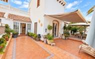 Herverkoop - Villa -
Orihuela Costa - Costa Blanca