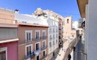Herverkoop - Apartment -
Alicante - Center