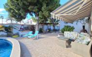 Reventa - Villa * -
Orihuela Costa * - Cabo Roig *