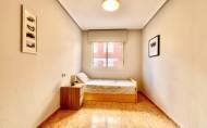 Herverkoop - Apartamento -
Torrevieja - Playa del Cura