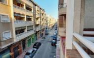 Revente - Apartment -
Torrevieja - Centro
