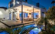 Reventa - Villa -
Marbella - Nueva Andalucia