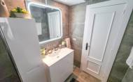 Reventa - Villa -
Villamartin - Costa Blanca