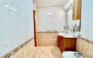 Herverkoop - Apartamento -
Torrevieja - Playa del Cura