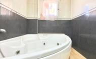 Resale - Apartment -
Torrevieja - Centro