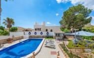 Resale - Villa -
Pinar de Campoverde - Costa Blanca