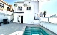 Revente - Villa -
Villamartin - Costa Blanca