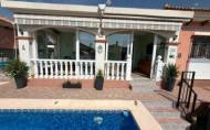 Revente - Villa -
Los Montesinos - La Herrada