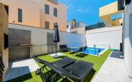 Herverkoop - Villa -
Los Montesinos