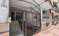 Herverkoop - Apartamento -
Torrevieja - Centro