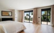Resale - Villa -
Marbella - Nagueles