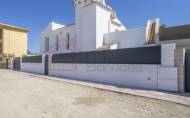 Herverkoop - Villa -
La Manga del Mar Menor - Costa Calida