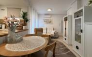 Herverkoop - Apartamento -
Torrevieja - Centro