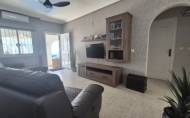 Herverkoop - Semi Detached -
San Miguel de Salinas - Inland