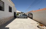 Herverkoop - Villa -
Torrevieja - Costa Blanca