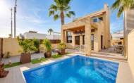 Herverkoop - Villa -
Ciudad Quesada - Pueblo Bravo