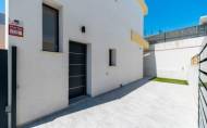 Herverkoop - Villa -
Los Montesinos