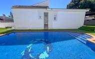 Resale - Villa -
Torrevieja - Los Balcones