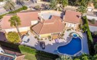 Reventa - Villa -
Cabo Roig - Muy Cerca De La Playa