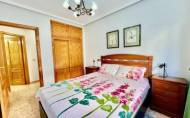 Herverkoop - Apartamento -
Torrevieja - Playa del Cura