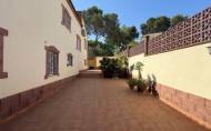 Resale - Villa -
Torrevieja - Costa Blanca
