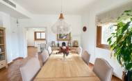 Herverkoop - Villa -
Campoamor - Costa Blanca