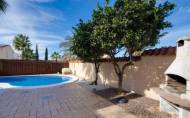 Herverkoop - Villa -
Torrevieja - La Siesta - El Salado - Torreta