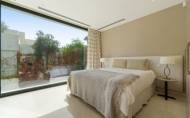 Resale - Villa -
Nueva Andalucía - Costa del Sol
